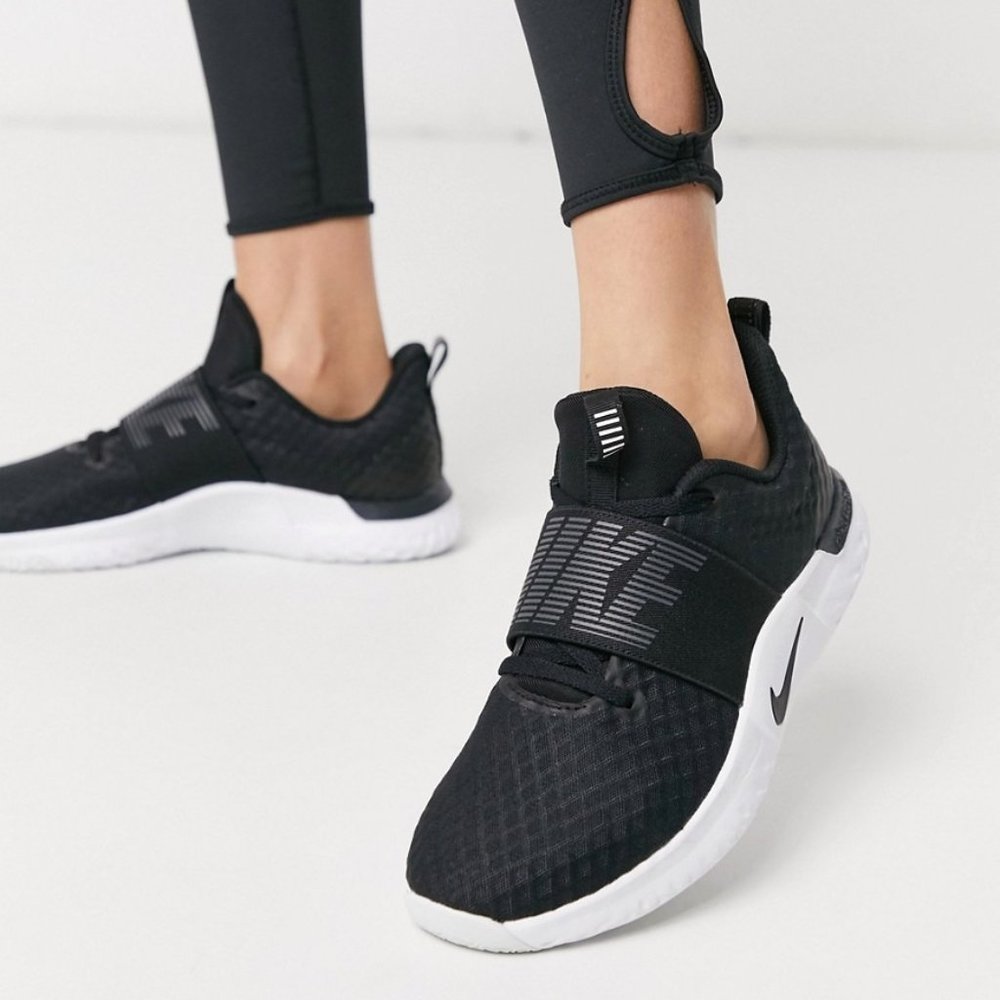 COPY - NIKE WOMENS IN SEASON TR 9 TRAINING SHOE - Unworn!